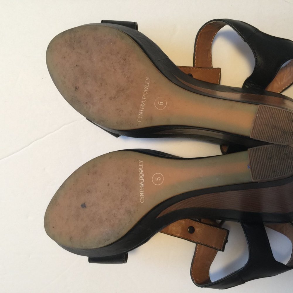 CYNTHIA ROWLEY WEDGE SANDALS - Picture 3 of 5